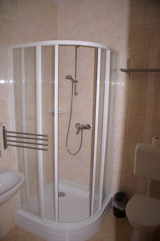 Oeregtoelgy Panzio Hotel Csongrad Room photo